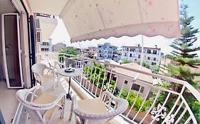 Apus Family Apartment
